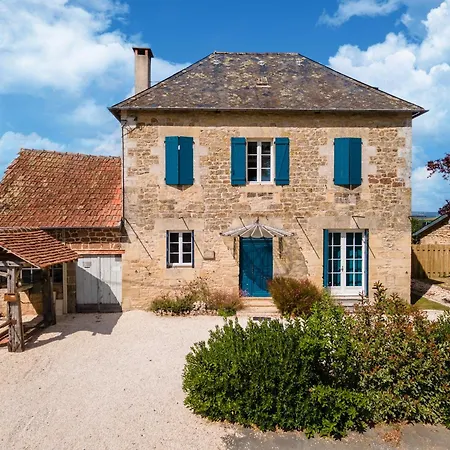 With Pool In Σπίτι διακοπών