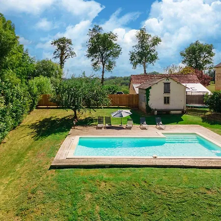 Prázdninový dům With Pool In *