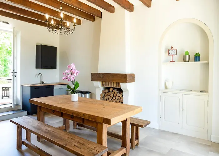 With Pool In بيت للعطل Coubjours