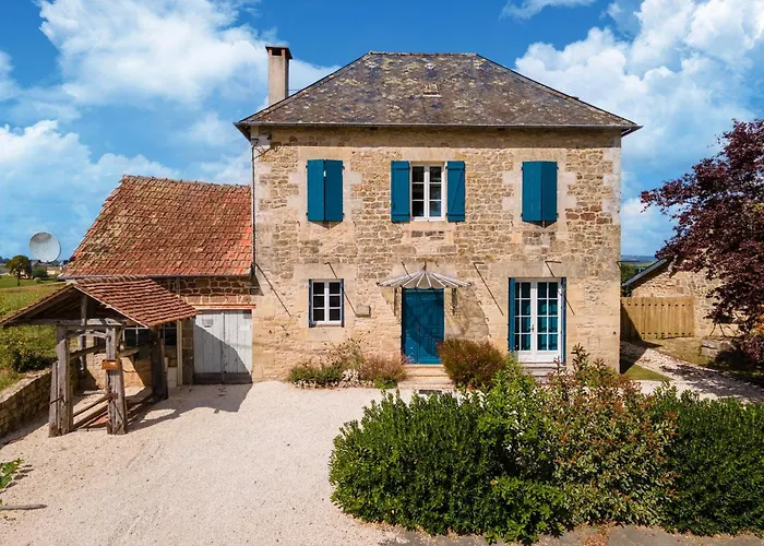 With Pool In Dom wakacyjny